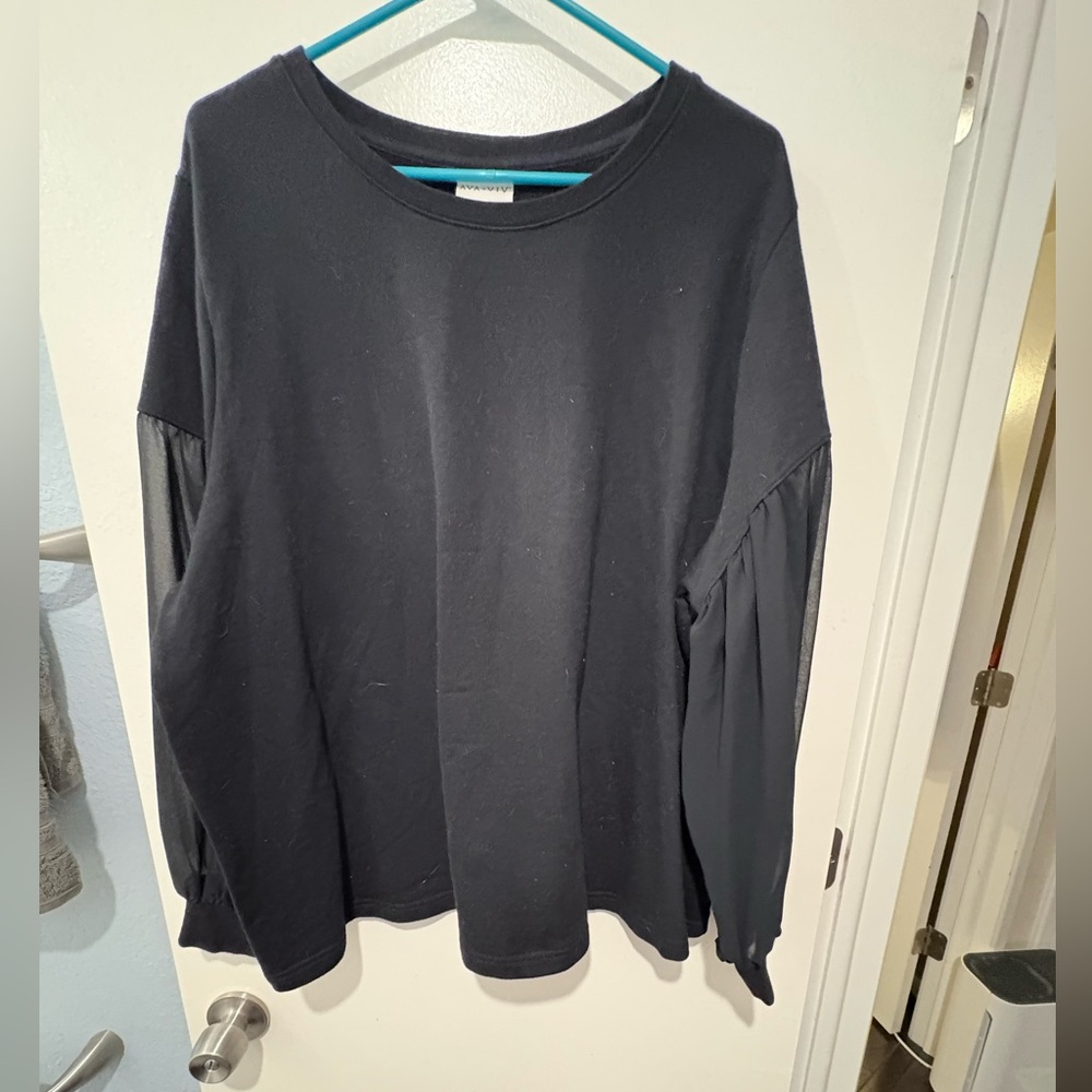 Ava & Vic- Women's Black Long Sleeve sweater Top
